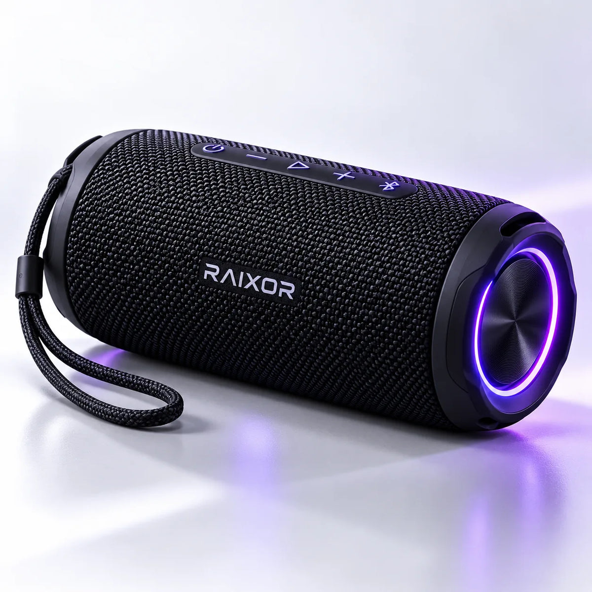 Parlante Bluetooth portátil negro con detalles de iluminación violeta | RAIXOR